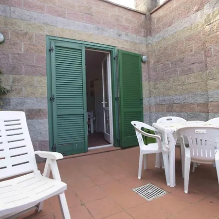 Sant'anna Vicolo Aranci 5 *